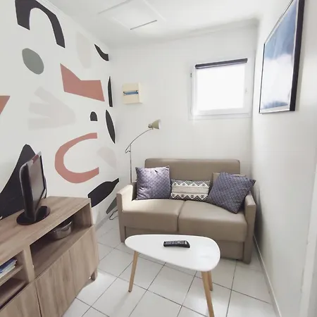 Cap Sur ,maisons Centre-ville Jardin Melange Art Fleurs *